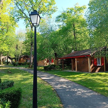 Camping Le Relais Du Leman Messery Esterno foto